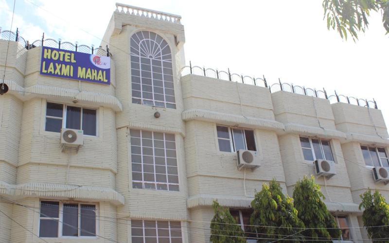 Hotel Laxmi Mahal Udaipur Exterior foto